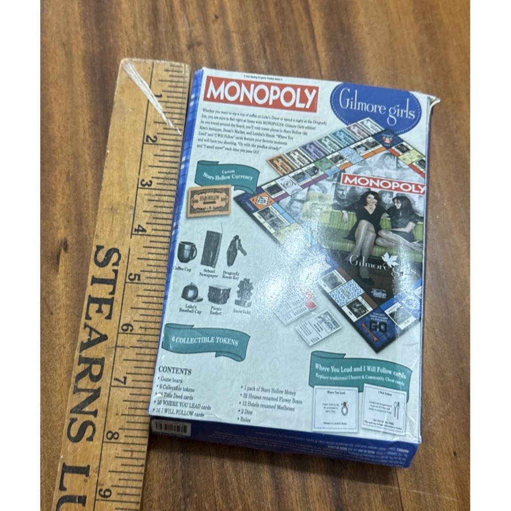 Monopoly: Gilmore Girls Travel Size New In Box - Picture 4 of 4
